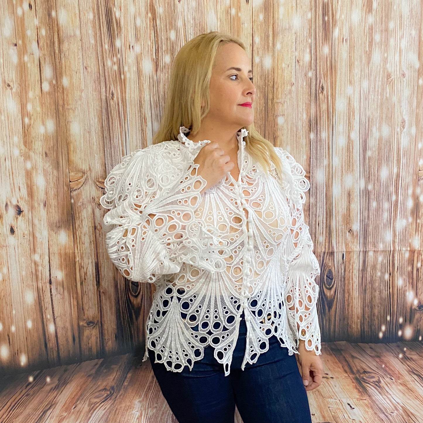 Elegante lace blouse