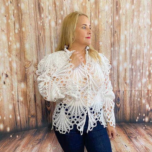 Elegante lace blouse